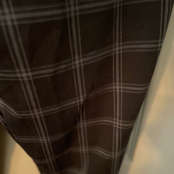 Isabel Maternity by Ingrid & Isabel black plaid leggings NWT - Picture 3 of 10